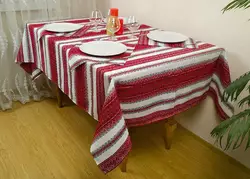 Святкова новорічна скатертина з вишивкою Червоний, 115х145 см, + 6 серветок Святкова новорічна скатертина з вишивкою Червоний, 115х145 см, + 6 серветок