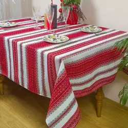 Святкова новорічна скатертина з вишивкою Святкова новорічна скатертина з вишивкою